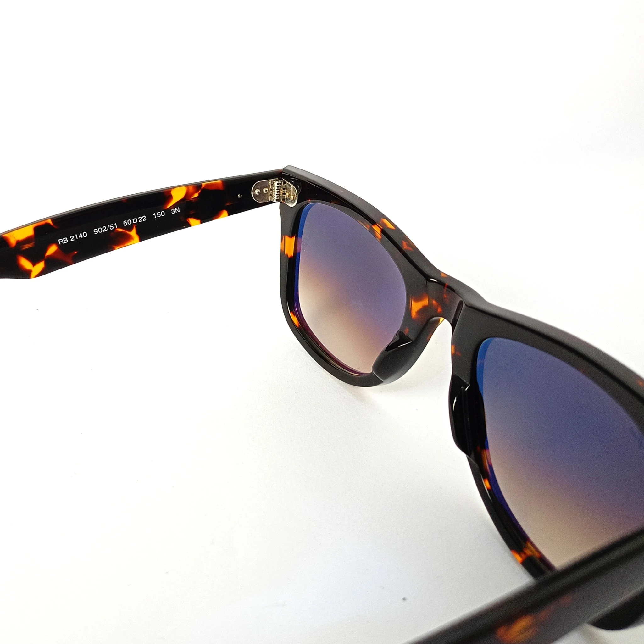 Stylish Wayfarer Sunglass RB 150